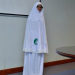 Islamic Ministry unveils special prayer garb for women